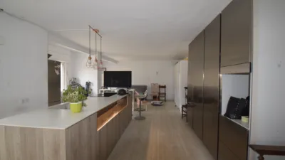 Квартира с 1 спальней в Леон, Испания № 210919