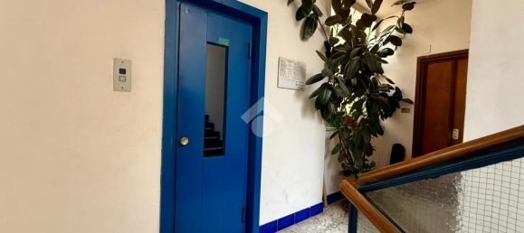 5 bedrooms Apartment in Rome, Italy No. 318806 4