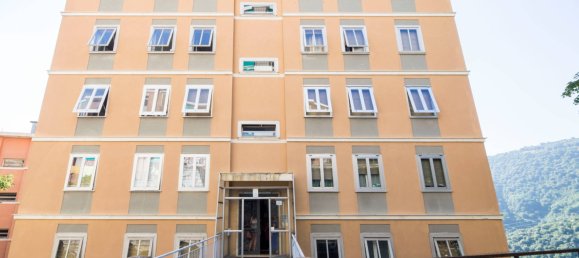 2 rooms Apartment in Genoa, Italy No. 257418 2