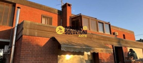 5 rooms Apartment in Asigliano Vercellese, Italy No. 51274 14