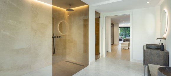 5 Schlafzimmer Villa in Marbella, Spain, Nr. 143792 9