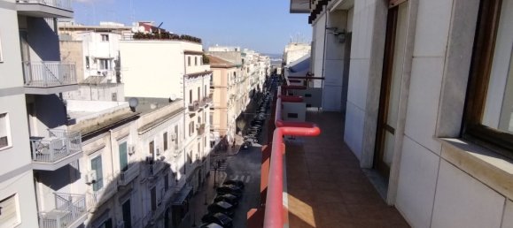3 rooms Apartment in Taranto, Italy No. 123204 6