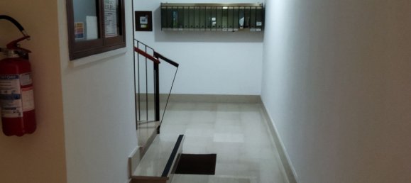 3 rooms Apartment in Taranto, Italy No. 123204 3