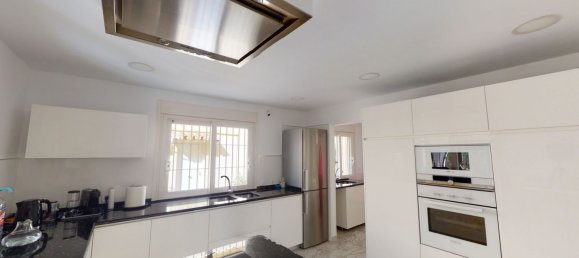 8 bedrooms Villa in Benajarafe, Spain No. 60179 17