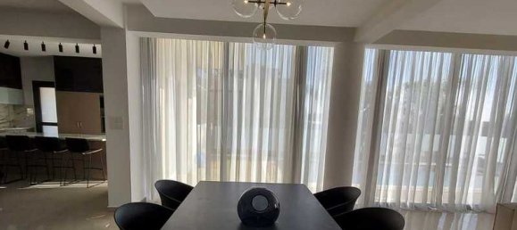 Вилла с 4 спальнями в Лимассол, Кипр № 18629 3