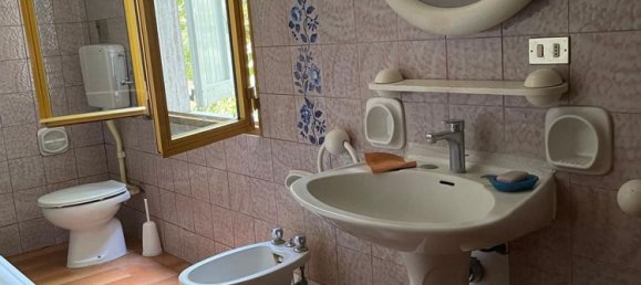 5 rooms Apartment in Sassuolo, Italy No. 286321 13