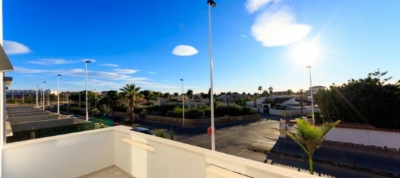 3 bedrooms Townhouse in Pilar de la Horadada, Spain No. 285165 16