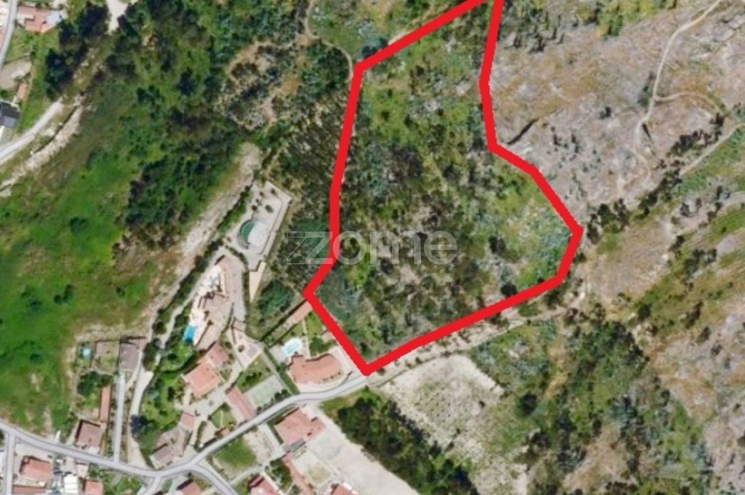 Terrain à Pacos de Ferreira, Portugal 6000m² No. 31623