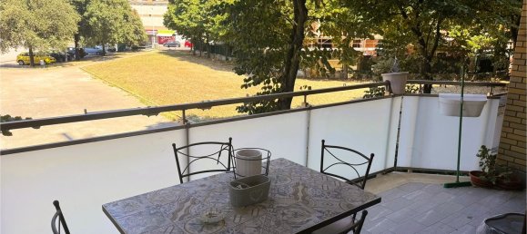 4 bedrooms Apartment in Pomezia, Italy No. 321606 7