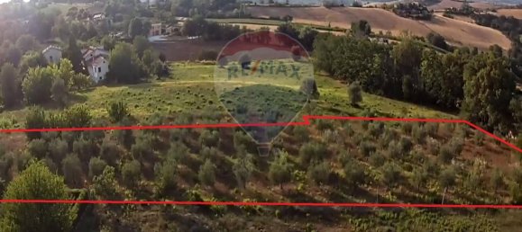 Terreno de 1 habitación en Mergo, Italy No. 2924 10