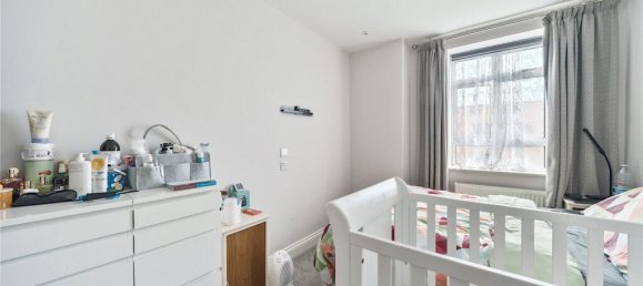 1 bedroom Apartment in London, United Kingdom No. 7656 8