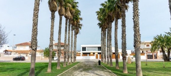 2 bedrooms Villa in Torrevieja, Spain No. 151760 92