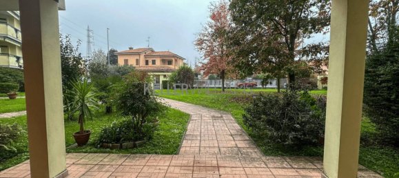 2 bedrooms Apartment in Abbiategrasso, Italy No. 215126 15