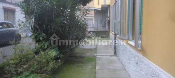 2 bedrooms Apartment in Modena, Italy No. 374787 2