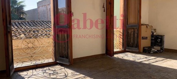 5 rooms House in Quartu Sant'Elena, Italy No. 7601 15