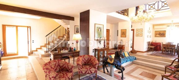 5-Zimmer Gebäude in Istrana, Italy, Nr. 118598 14