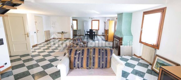 5-Zimmer Gebäude in Istrana, Italy, Nr. 118598 5