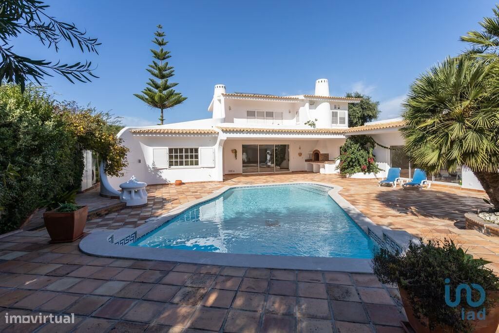 5 bedrooms House in Corroios, Portugal No. 132246