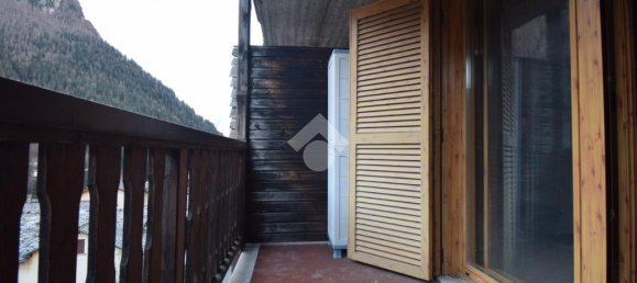 2 Schlafzimmer Wohnung in Carona, Italy, Nr. 159868 9