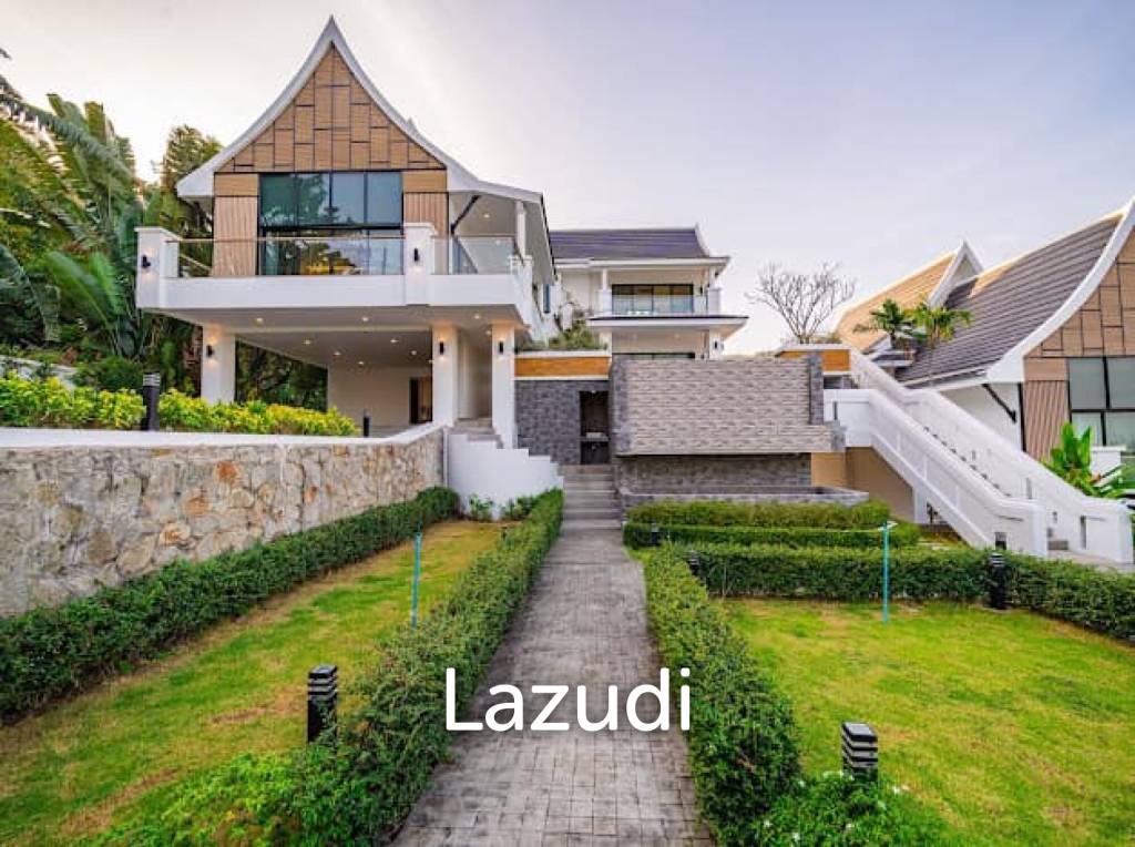 4 bedrooms Villa in Rawai, Thailand No. 26866