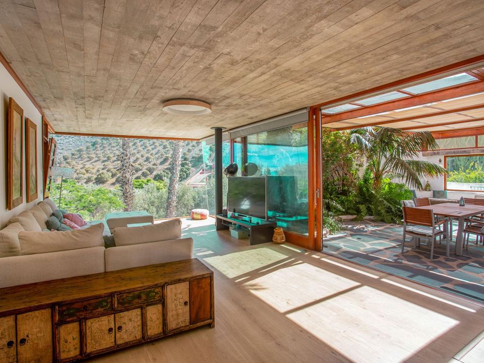 4 bedrooms House in Telde, Spain No. 274650