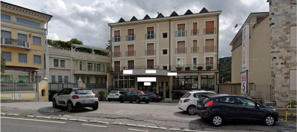 Propiedad comercial en Lumezzane, Italy 949 m² No. 359665 13