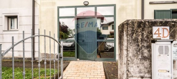 2 bedrooms Apartment in Brescello, Italy No. 282267 2