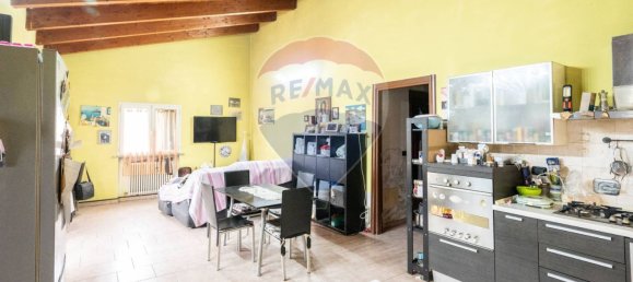 2 bedrooms Apartment in Brescello, Italy No. 282267 3