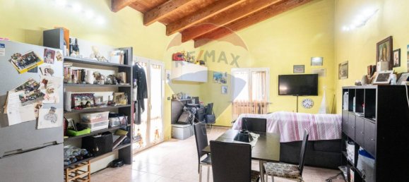 2 bedrooms Apartment in Brescello, Italy No. 282267 4