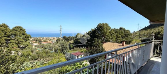 12-salle Villa à Altavilla Milicia, Italy No. 14601 7