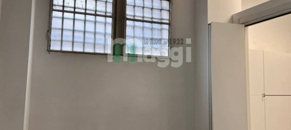 2 rooms Commercial property in Milan, Italy No. 323720 25