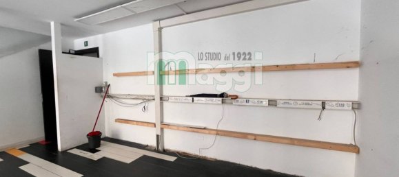 2 rooms Commercial property in Milan, Italy No. 323720 15