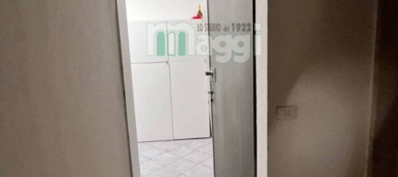 2 rooms Commercial property in Milan, Italy No. 323720 6