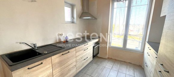 3 chambres Maison à Poulaines, France No. 256387 5