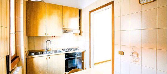 Квартира с 2 комнатами в Падерно Дуньяно, Италия № 11301 7