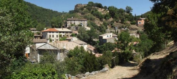 4 bedrooms House in Greffeil, France No. 16963 8