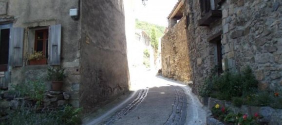 4 bedrooms House in Greffeil, France No. 16963 9