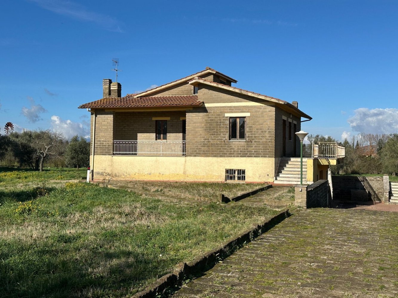 7-Zimmer Villa in Canale Monterano, Italy, Nr. 206971