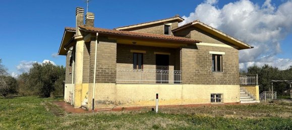 7-Zimmer Villa in Canale Monterano, Italy, Nr. 206971 4