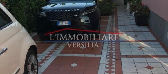 8-salle Villa à Carrara, Italy No. 193332 30