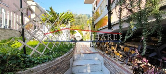 8-salle Villa à Carrara, Italy No. 193332 25