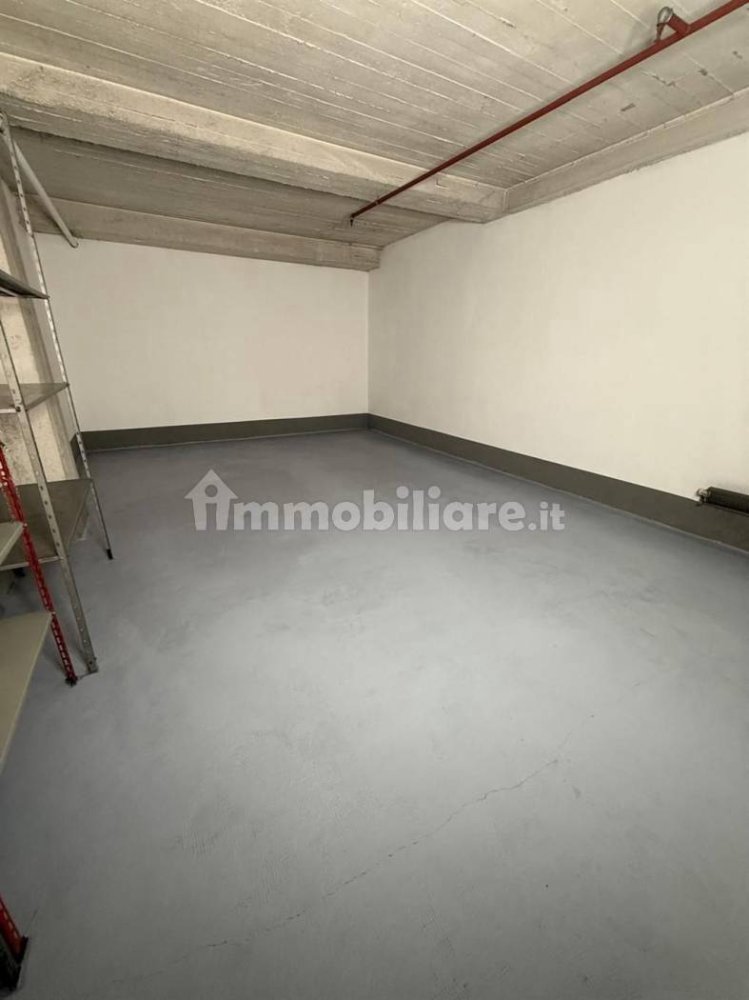 41m² Garage in Turin, Italy No. 324105