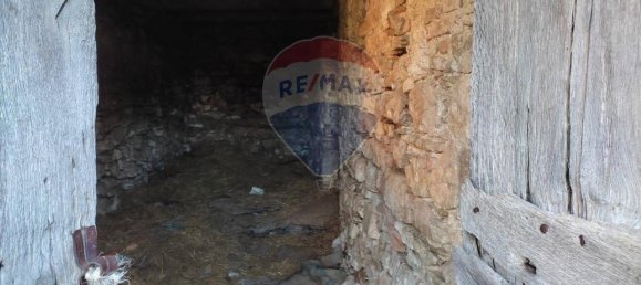 4 rooms House in Foligno, Italy No. 136635 5