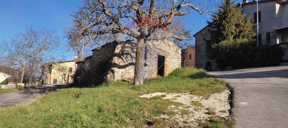 4 rooms House in Foligno, Italy No. 136635 20