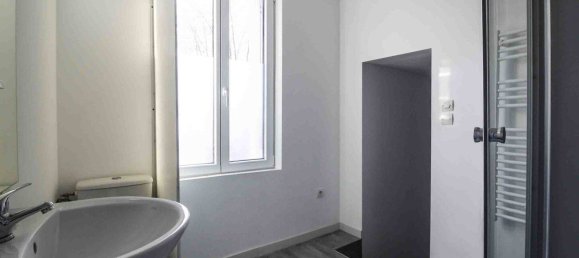 4 Schlafzimmer Haus in Sainte-Genevieve-des-Bois, France, Nr. 83171 10