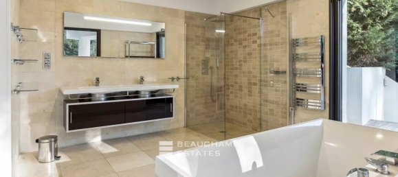 6 bedrooms Villa in Cannes, France No. 295458 7