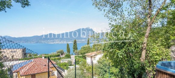Apartamento de 2 dormitorios en Torri del Benaco, Italy No. 347249 38