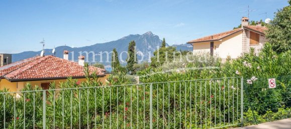 Apartamento de 2 dormitorios en Torri del Benaco, Italy No. 347249 37