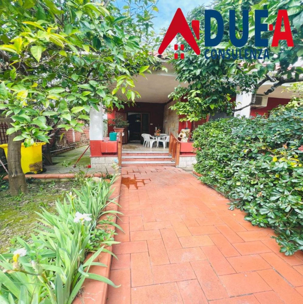 Villa T3 em Castel Volturno, Italy N.º 344508