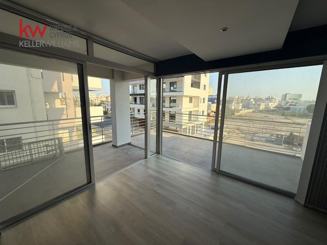 Apartamento de 2 dormitorios en Larnaca, Cyprus No. 26135